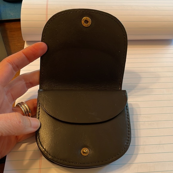 Louis Vuitton pouch - Picture 5 of 7